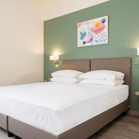 Hotel Plaza San Martino Siccomario Экстерьер фото