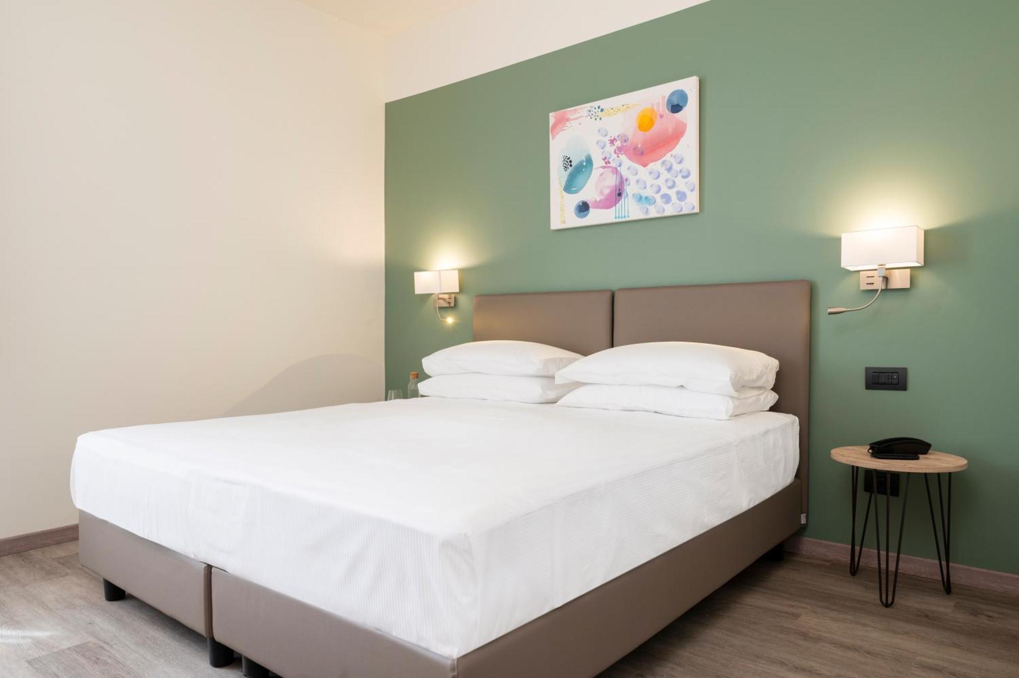 Hotel Plaza San Martino Siccomario Экстерьер фото