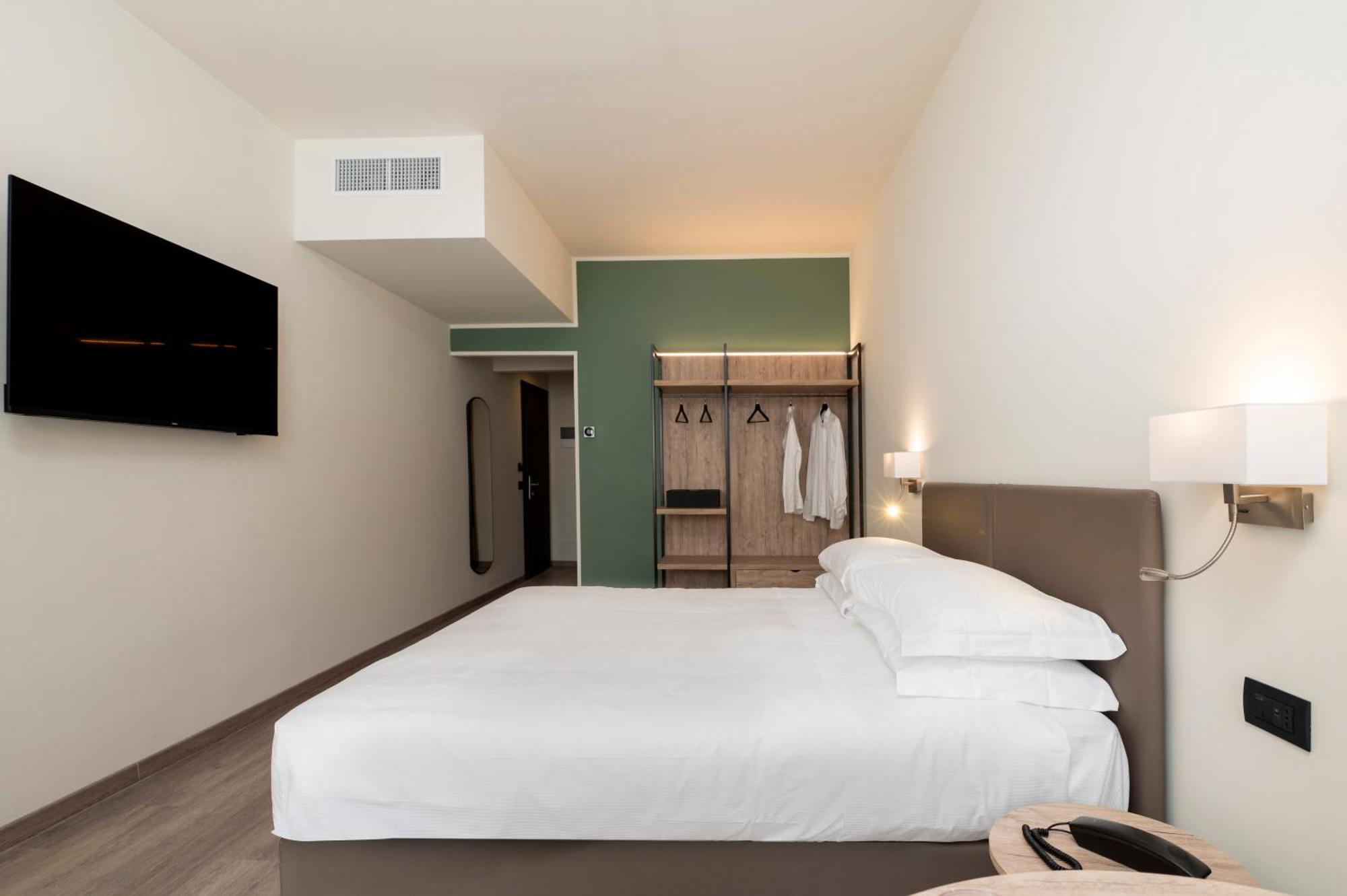 Hotel Plaza San Martino Siccomario Экстерьер фото