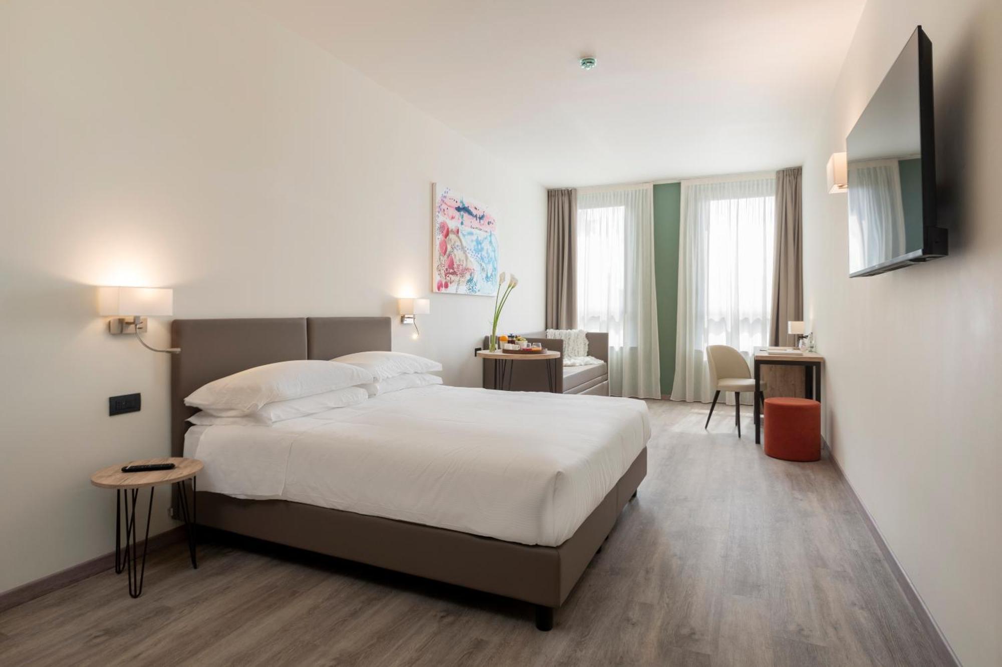 Hotel Plaza San Martino Siccomario Экстерьер фото
