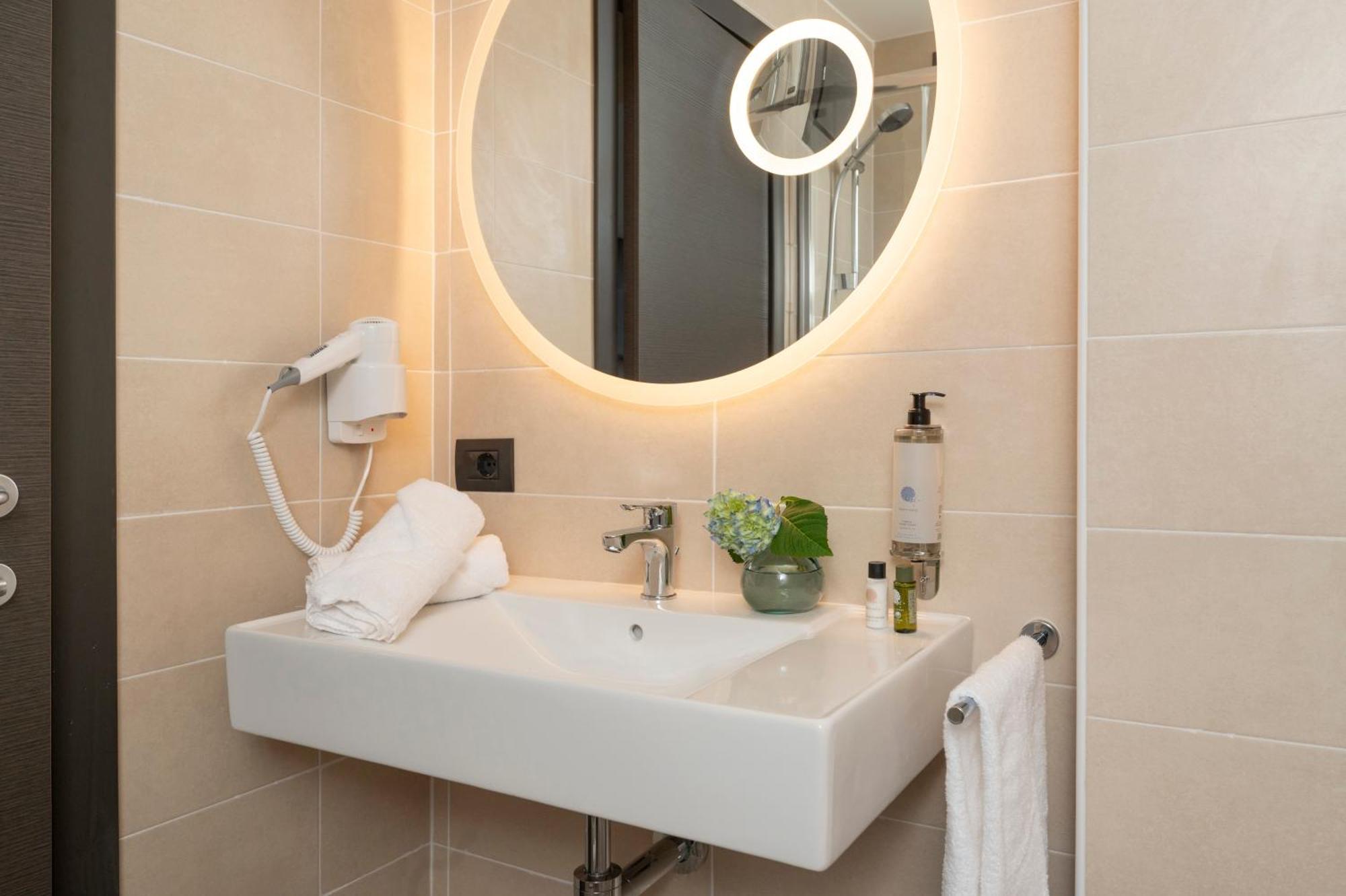 Hotel Plaza San Martino Siccomario Экстерьер фото