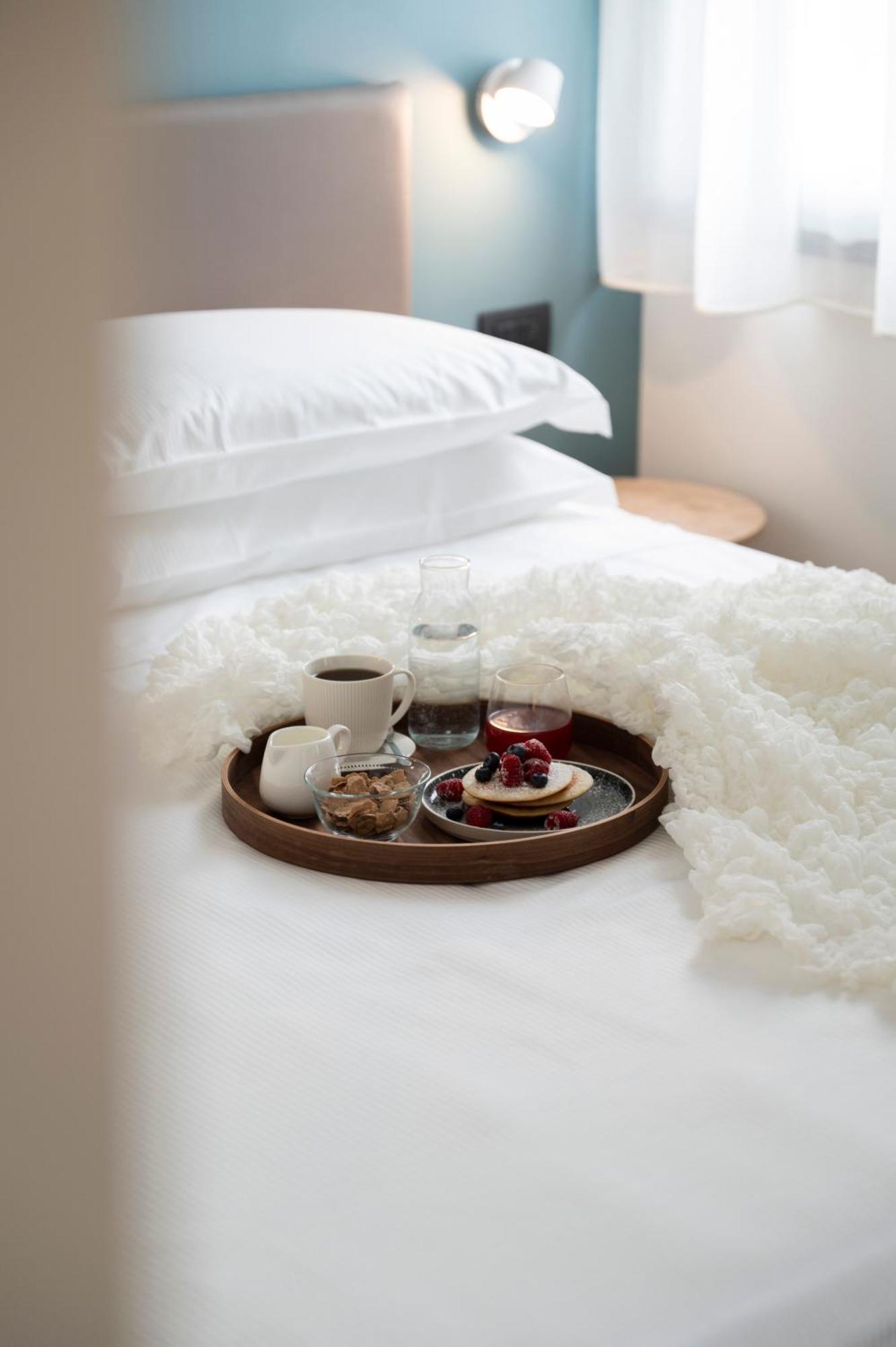 Hotel Plaza San Martino Siccomario Экстерьер фото